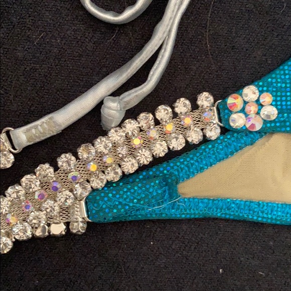 Ravish Sands Bikini - Picture 3 of 5